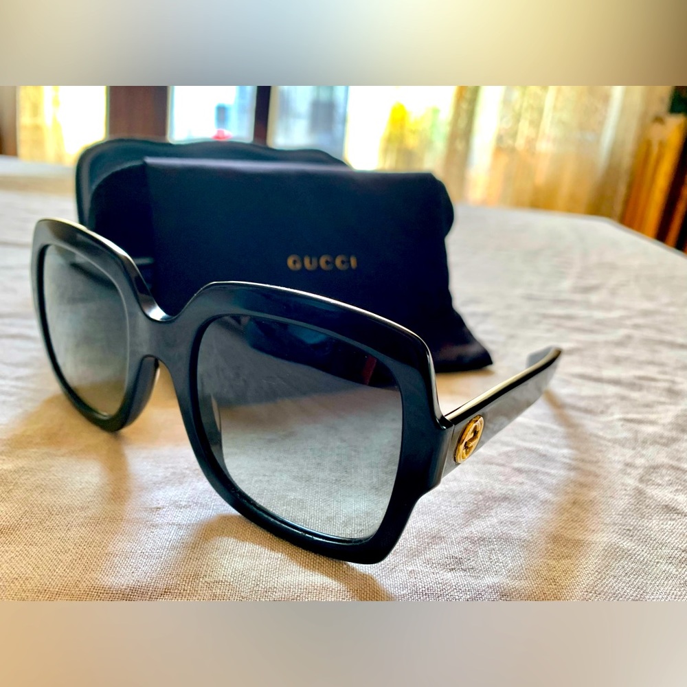 Gucci Sunglasses GG0036S, like Brand New with Case